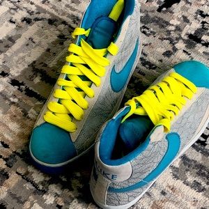 Nike Blazer High Top women’s size 10 Excellent Condition 317808-031